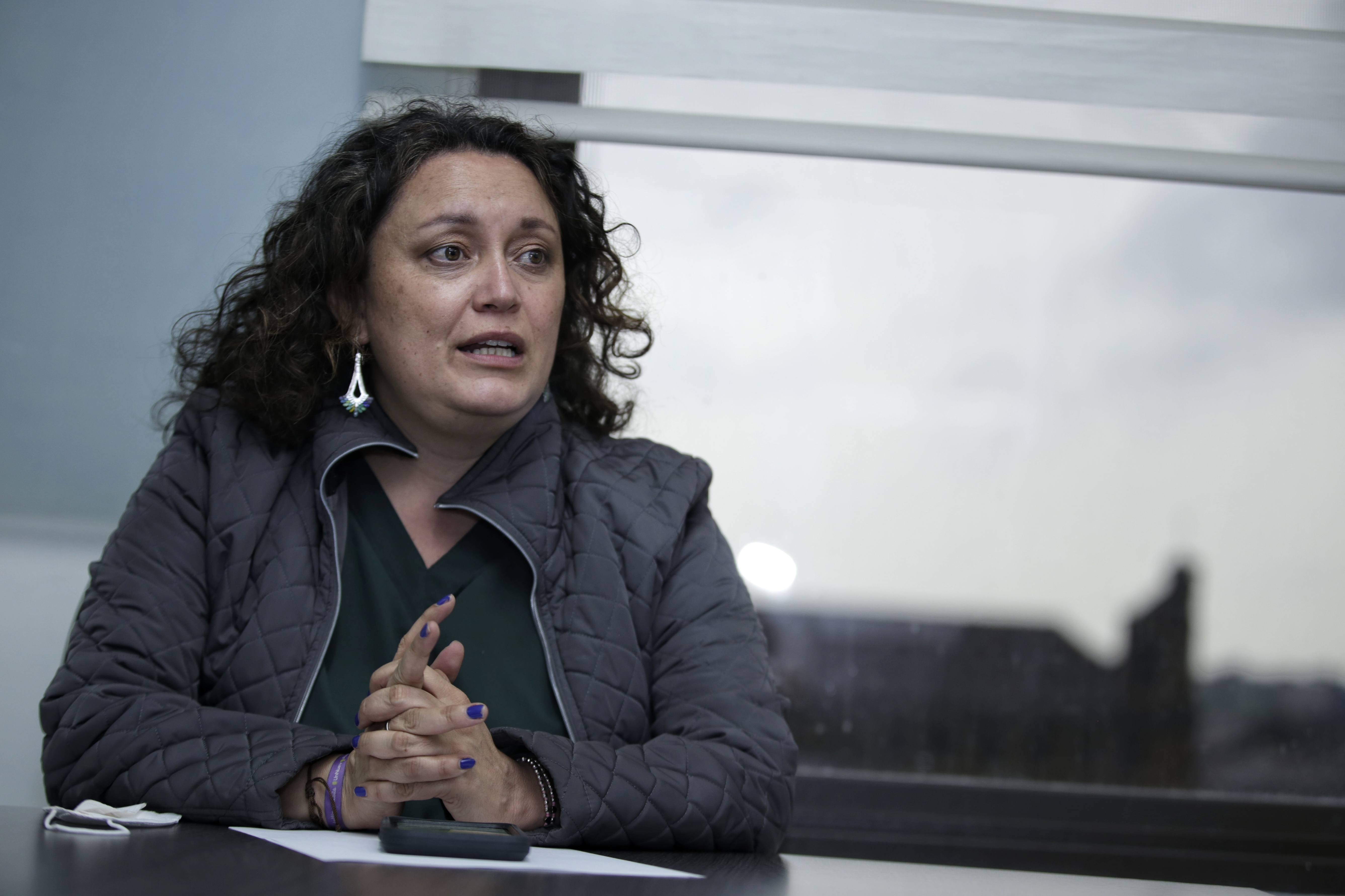 “Es falso, nadie lo está coartando”: Angélica Lozano por presunto veto a Rodrigo Lara
