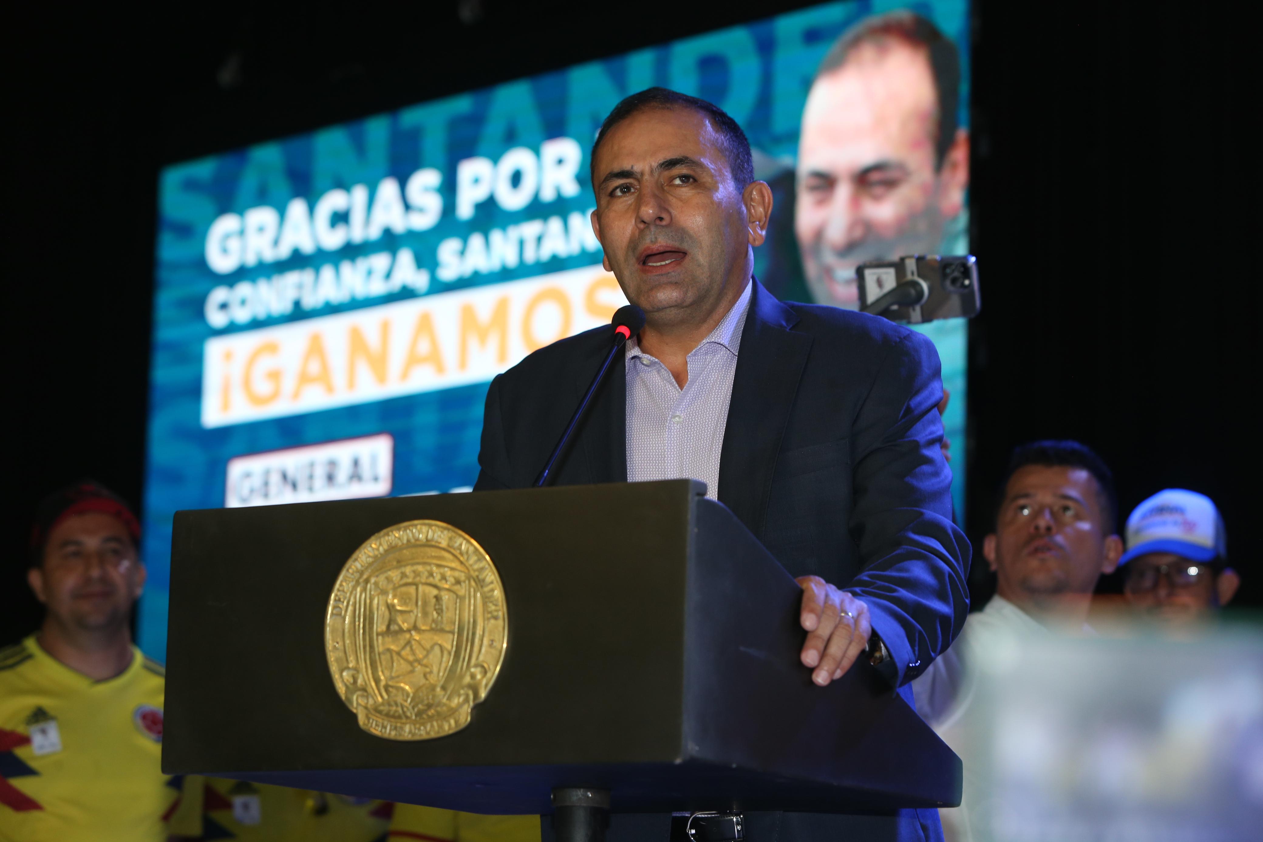 Cambiaremos las costumbres políticas de Santander: gobernador electo, Juvenal Díaz