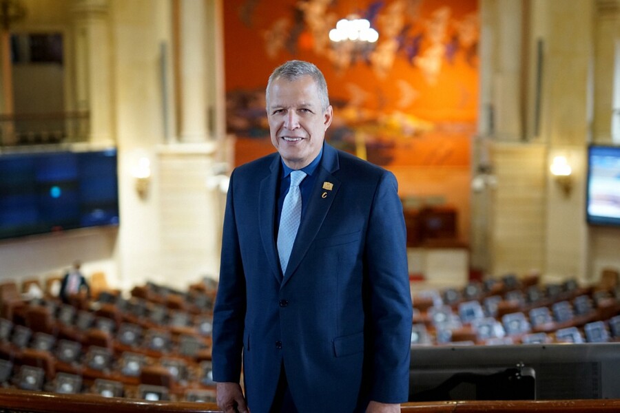 No queremos una mera radicación del Gobierno: presidente de la Comisión Primera del Senado