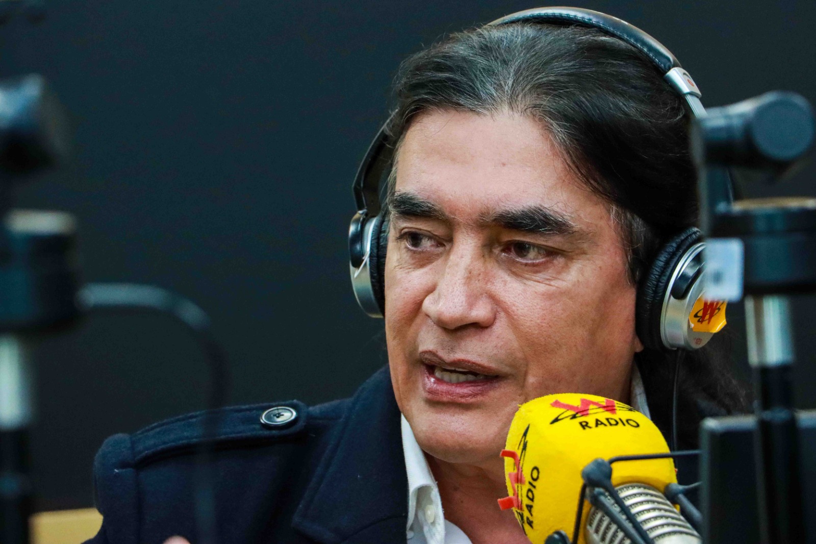 Petro no me entregaría un cheque chimbo: Gustavo Bolívar