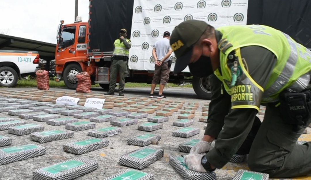 Incautación de droga en Risaralda Nuevo cargamento de droga fue incautado en vías de Risaralda : Nuevo cargamento de droga fue incautado en vías de Risaralda