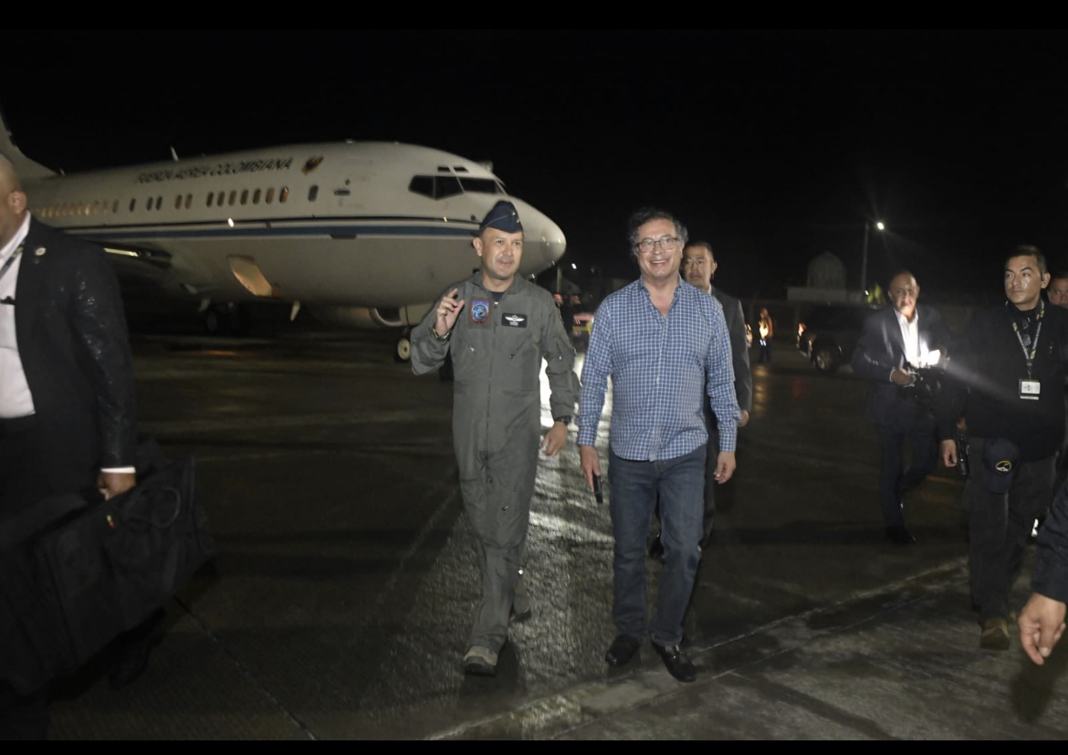 Presidente Gustavo Petro llegó a San Andrés para celebración del 20 de julio