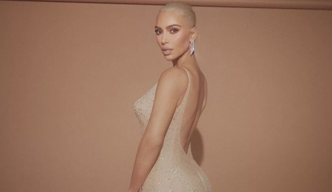 Vestido Kim Kardashian Marilyn Monroe La transformación de Kim Kardashian  para usar el vestido de Marilyn Monroe : La transformación de Kim  Kardashian para usar el vestido de Marilyn Monroe