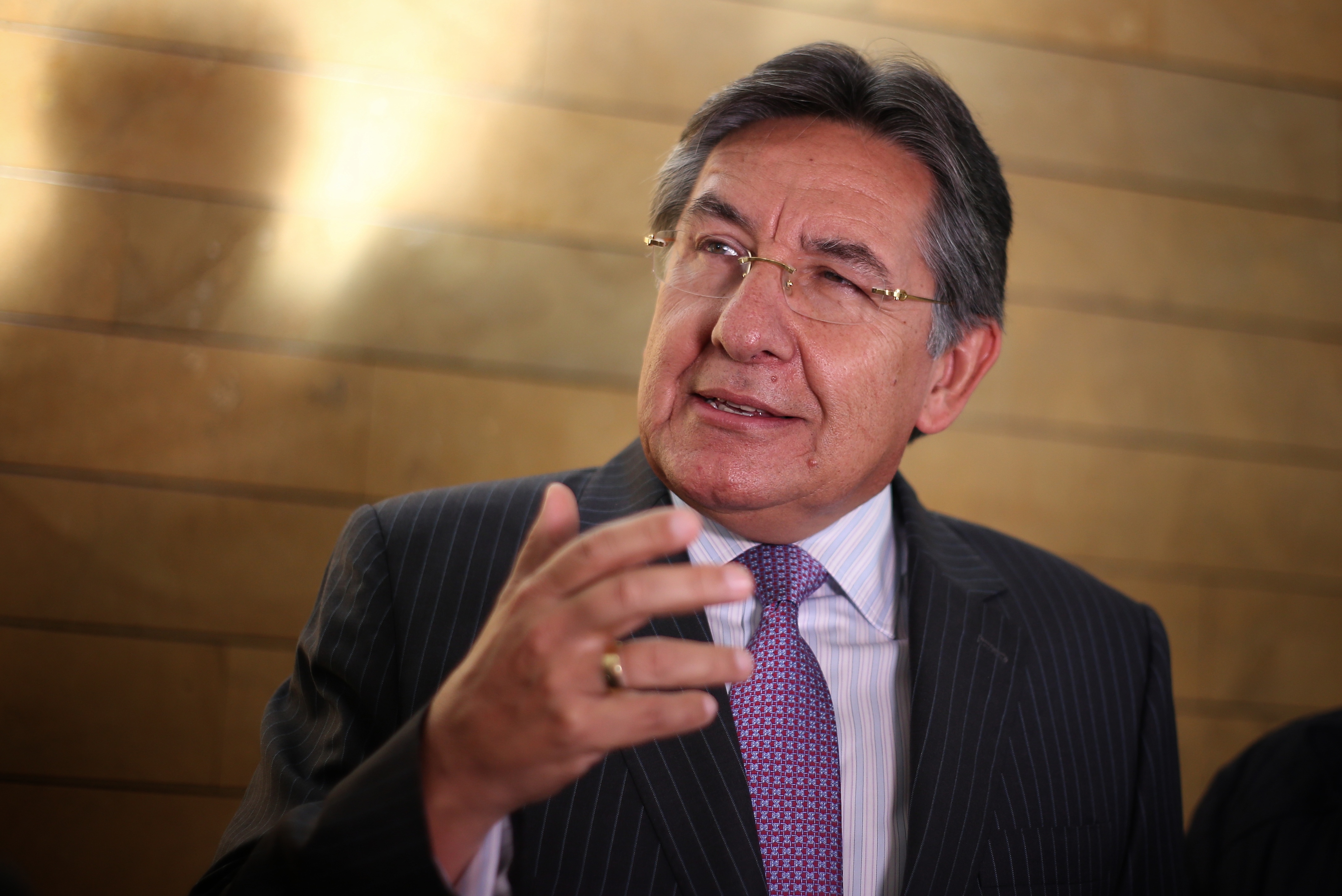 Néstor Humberto Martínez envió dura carta al presidente Petro sobre caso Aval