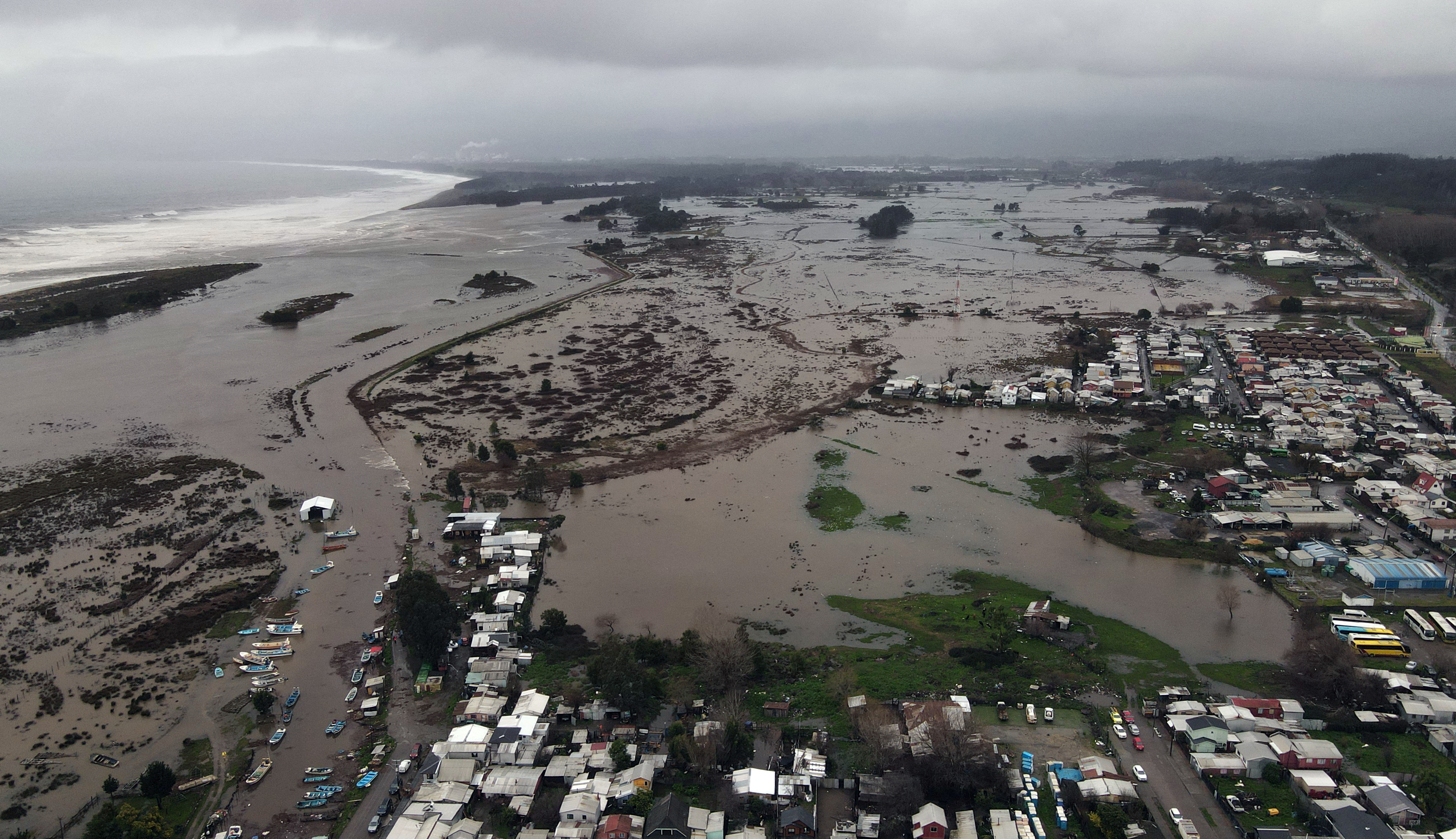 Decretan estado de catástrofe en Chile por lluvias que han dejado muertos y cientos de damnificados | Internacional | Caracol Radio