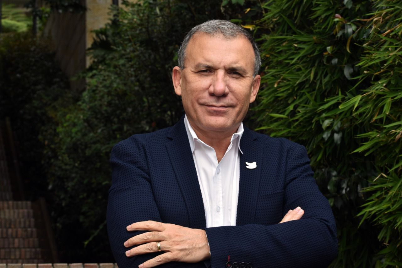 Es oficial: Presidencia publica hoja de vida de Roy Barreras como embajador