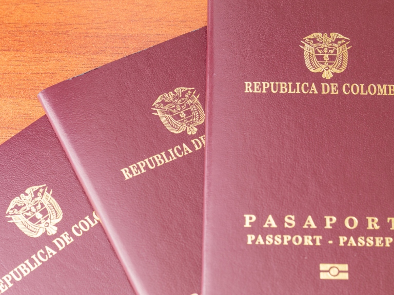Thomas Greg & Sons a la espera de contrato para expedición de pasaportes por un año más