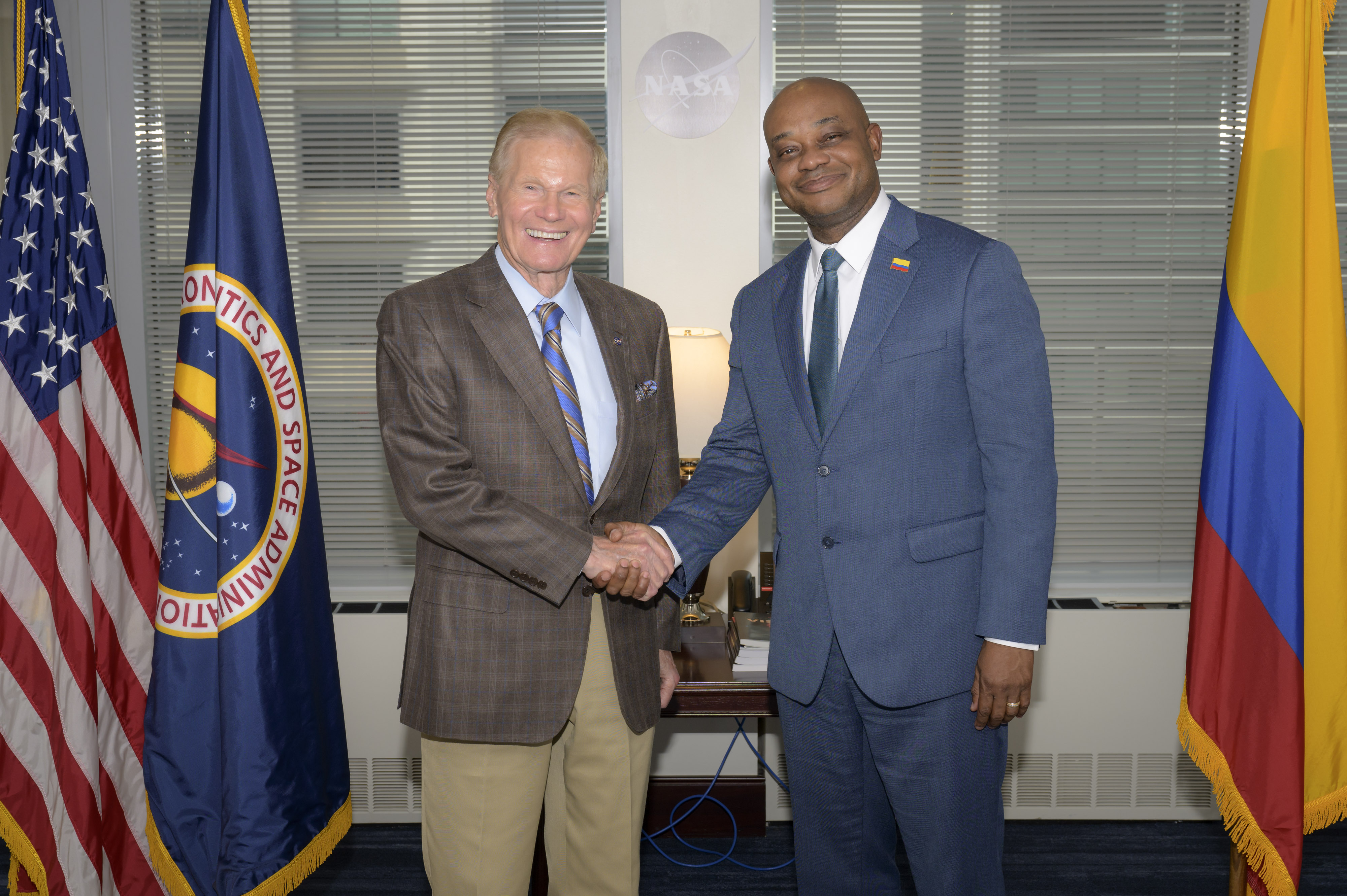 Embajador de Colombia en Estados Unidos se reunió con administrador de la Nasa