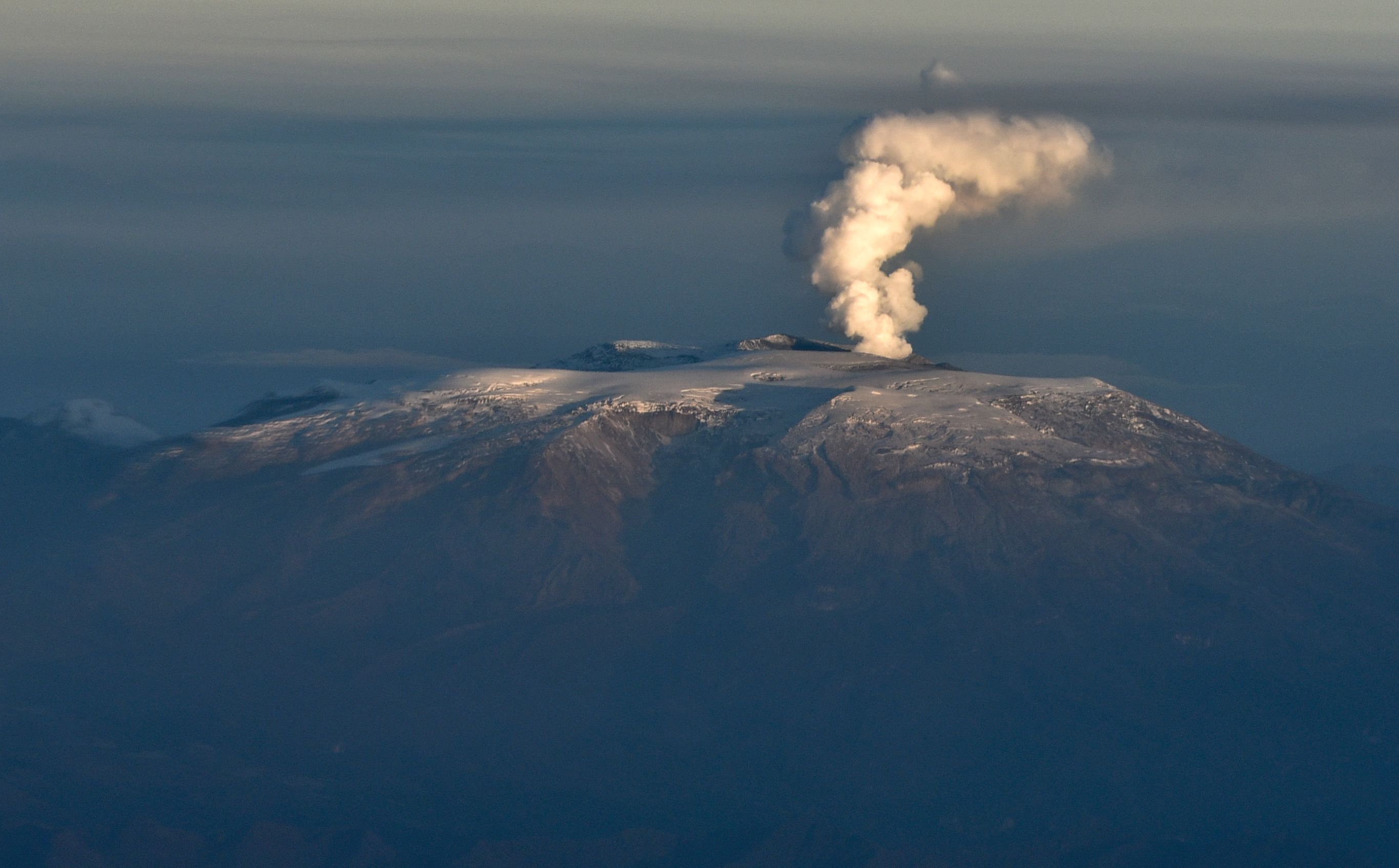 Volcán Nevado del Ruiz: OMS lanza recomendaciones para Colombia