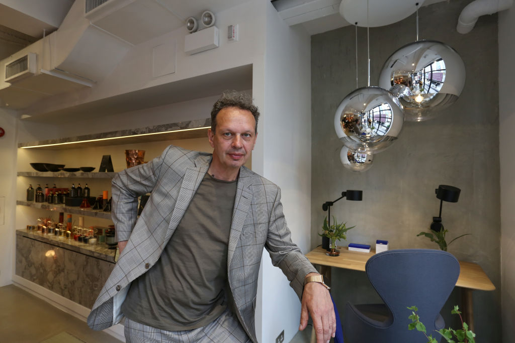 Tom Dixon, diseñador británico, visita Colombia