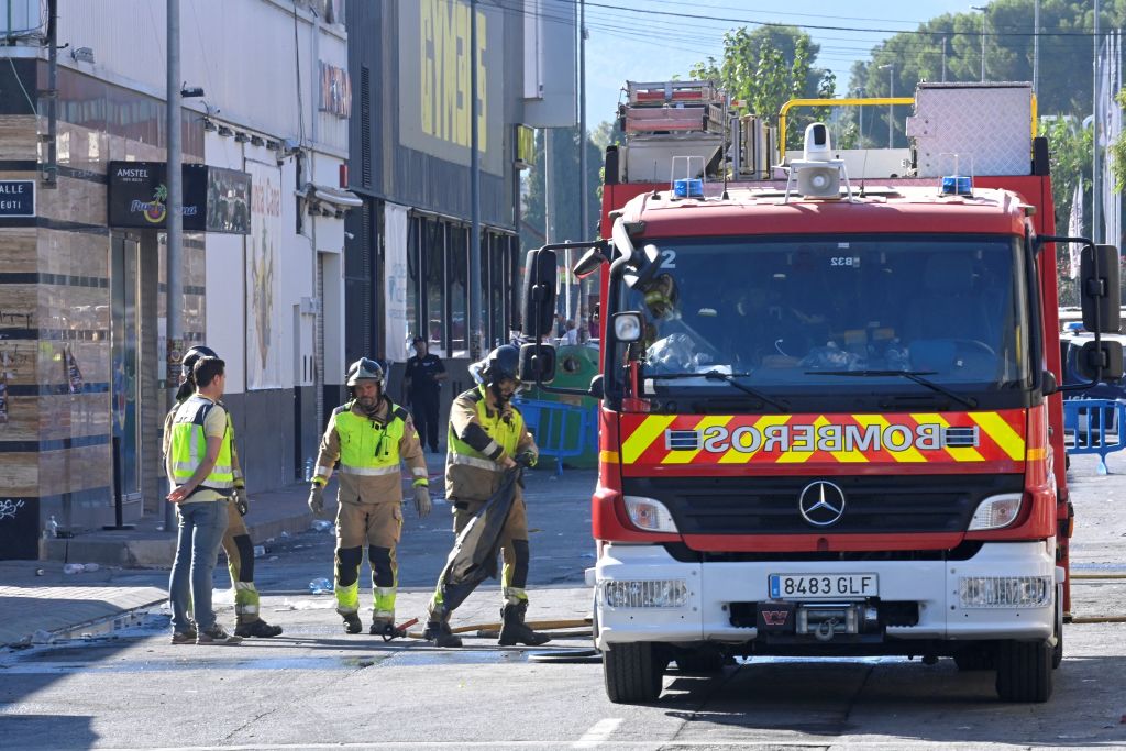 Discotecas incendiadas en Murcia, España, tenían orden de cese desde 2022
