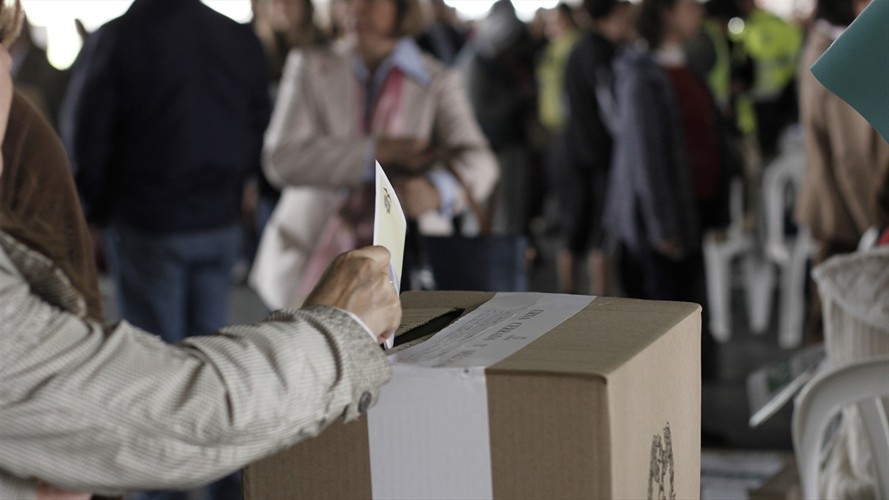 Piden revocar inscripción de hija de Kiko Gómez como candidata a la Alcaldía de Barrancas