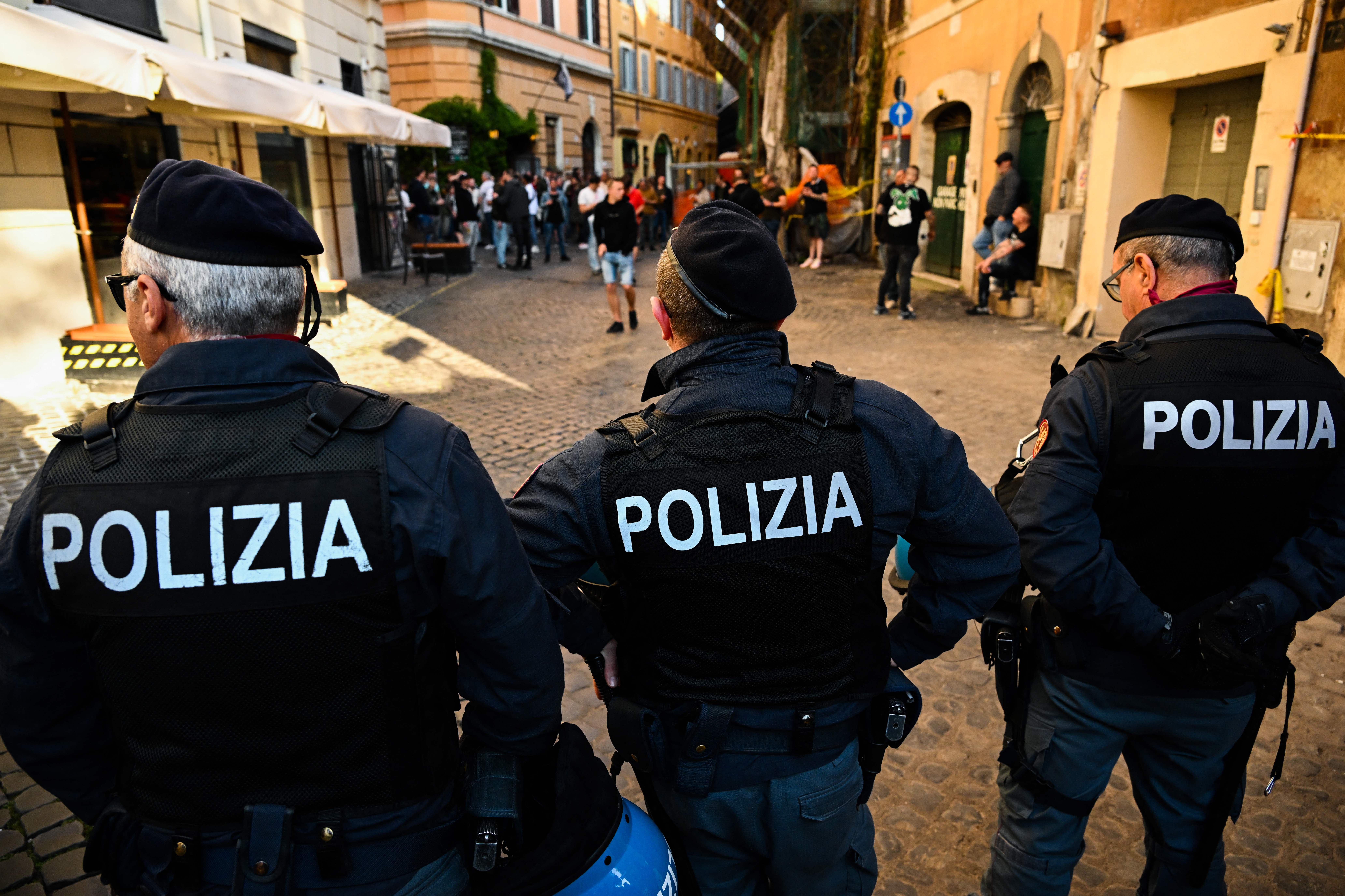 Policía Italiana desmantelo red de narcotráfico. 