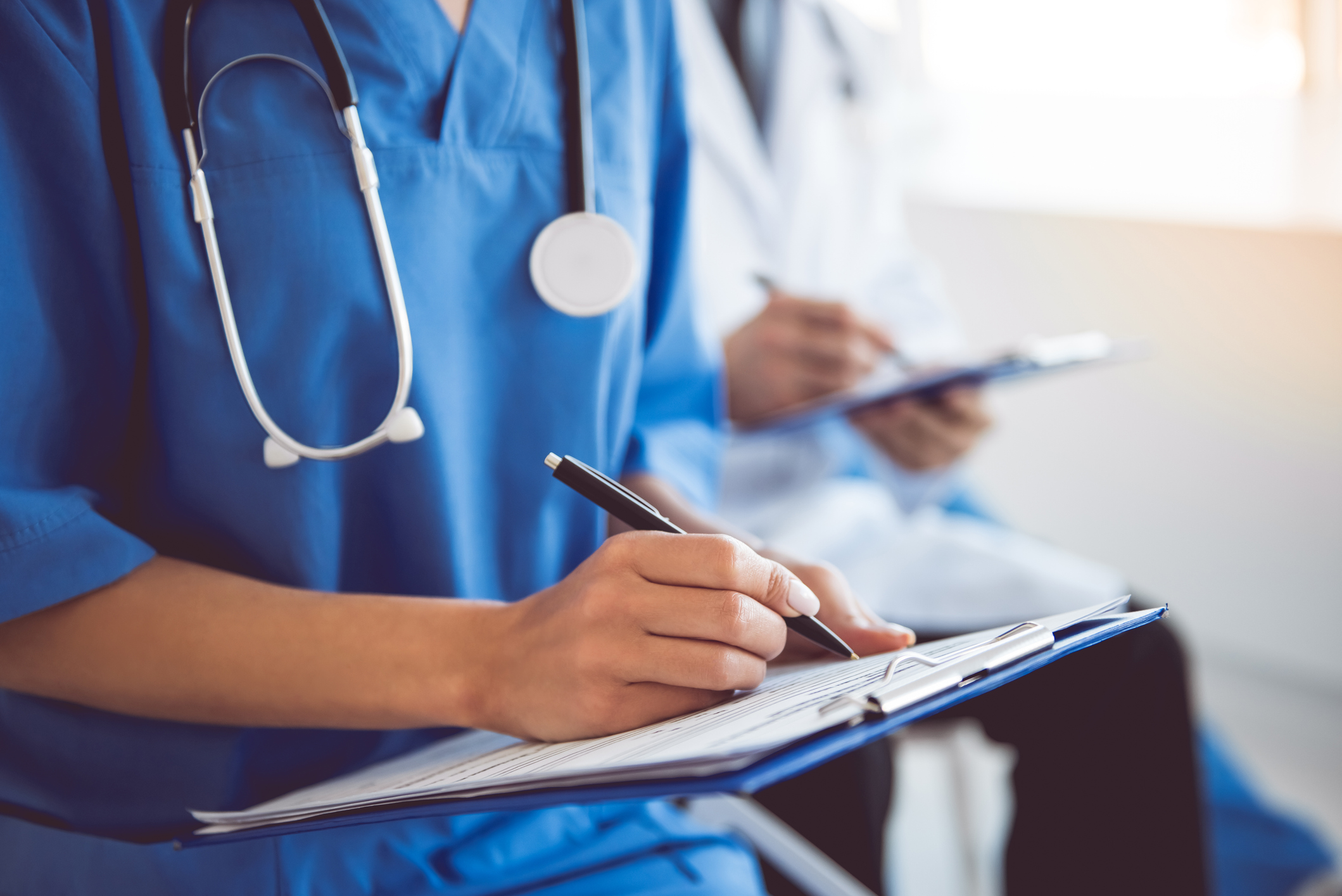 Compensar, Sanitas y Sura acuerdan con MinSalud no suspender servicio y revisar cuentas