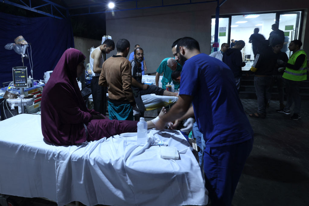 Hospitales en Gaza no cuentan con personal suficiente para atender heridos por bombardeos