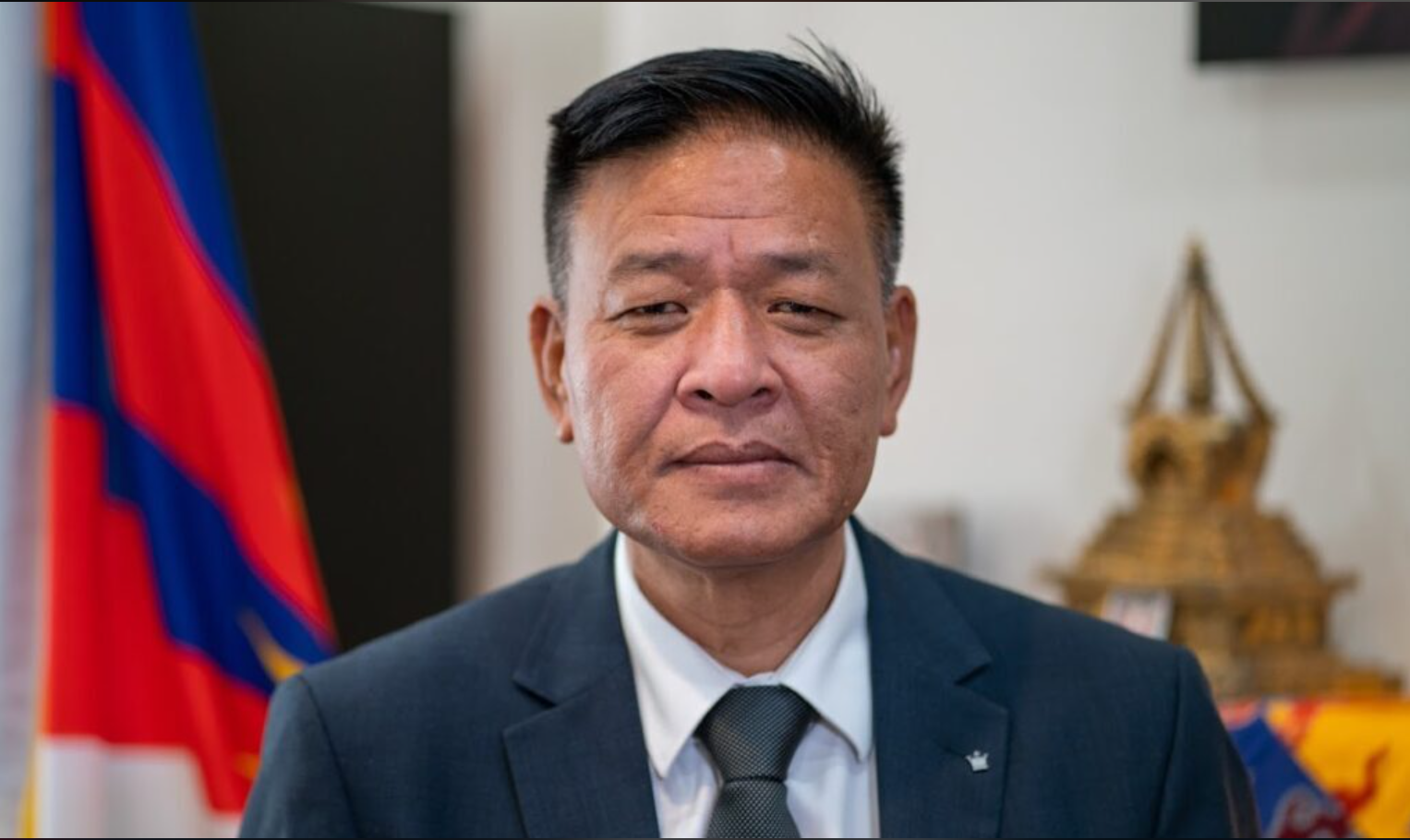 ཝེ་ནི་ཛུའེ་ལར་ས་ཡོམ་གི་གོད་ཆག་ཚབས་ཆེན་བྱུང་བར་༧གོང་ས་༧སྐྱབས་མགོན་ཆེན་པོ་མཆོག་གིས་ས་གནས་མི་མང་གི་བྱམས་བརྩེའི་སྙིང་སྟོབས་དེས་ད་ལྟའི་དཀའ་ངལ་ཆེན་པོ་འདི་ལས་འགྲོལ་ཐུབ་པའི་ཐུགས་རེ་དང་སྲིད་སྐྱོང་མཆོག་གིས་ཐུགས་གསོ་གནང་བ།