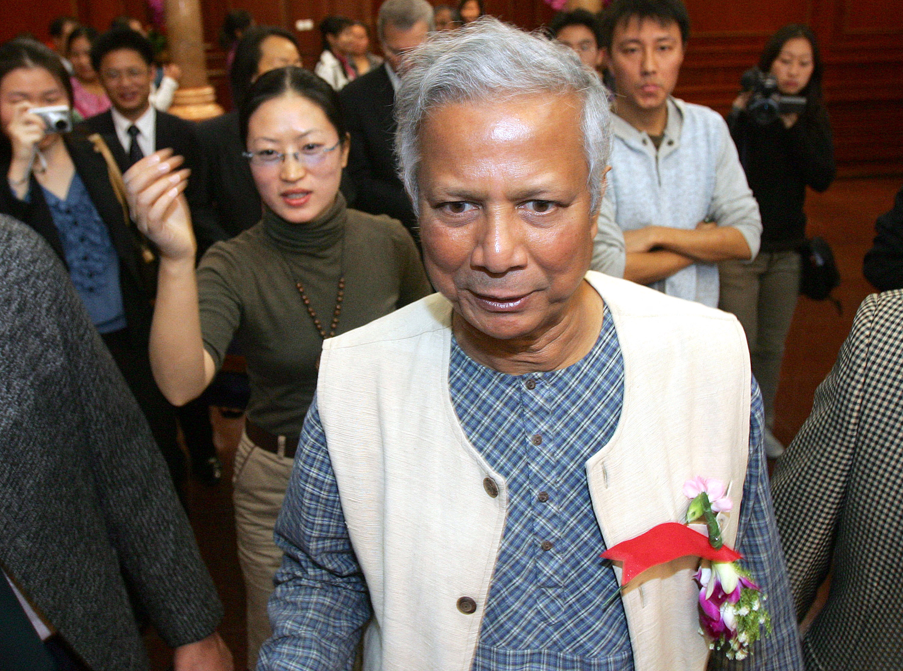 孟加拉投向中国怀抱？临时领袖指访中达成21亿协议– 普通话主页