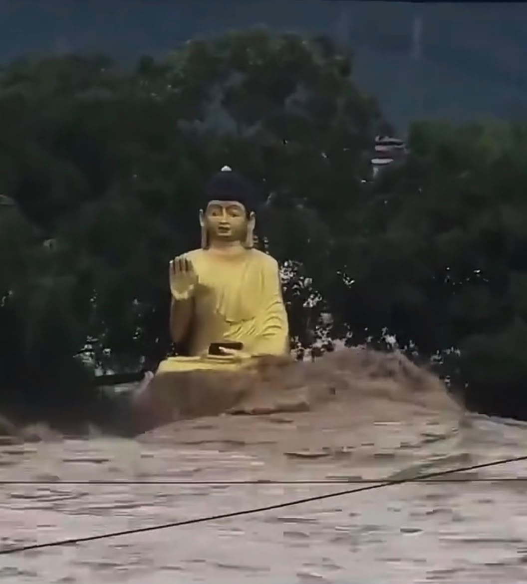 སྐྱིད་གྲོང་དང་བལ་ཡུལ་ས་མཚམས་སུ་འདམ་རུད་དང་ཆུ་རུད་ཚབས་ཆེན་བྱུང་ནས་ཉུང་མཐར་མི་ ༣ རྐྱེན་འདས་སོང་པ་དང་མི་ ༢༦༥ ལྷག་གར་སོང་ཆ་མེད་དུ་སོང་འདུག