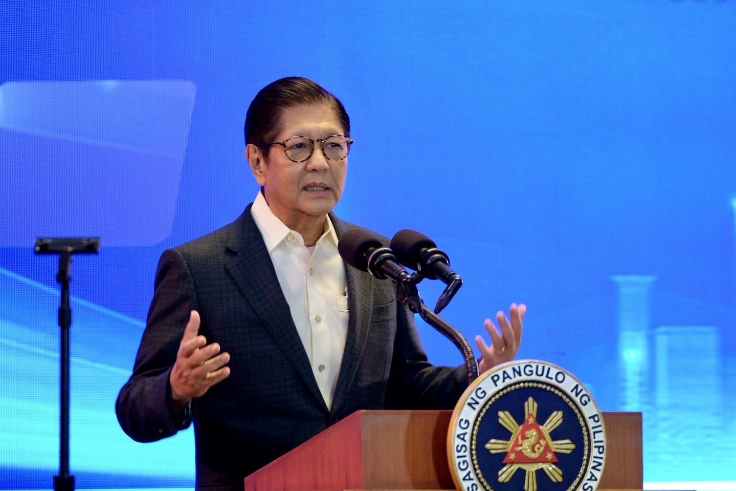 Philippines President Ferdinand Marcos Jr. addresses the Foreign Correspondents Association of the Philippines in Manila, Aug. 14, 2026.
