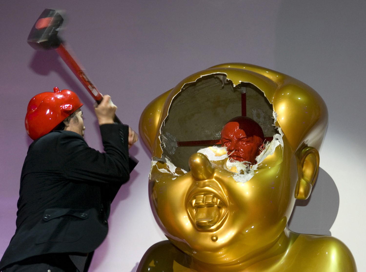 China holds one of the Gao Brothers over 'insulting' Mao