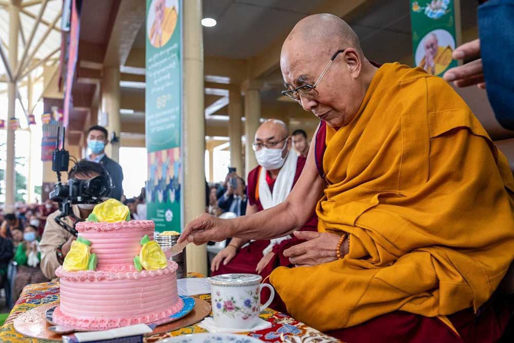 期間限定お値下げ！早い者勝ち！　ＴＨＥ　ＤＡＬＡＩ　ＬＡＭＡ 期間限定お値下げ！早い者勝ち！ THE DALAI LAMA