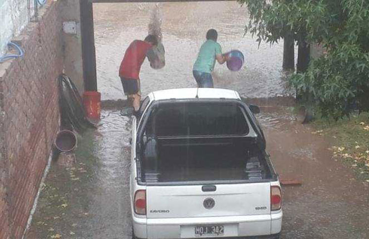 Inundaciones en Córdoba por el temporal: cayeron 260 milímetros de agua