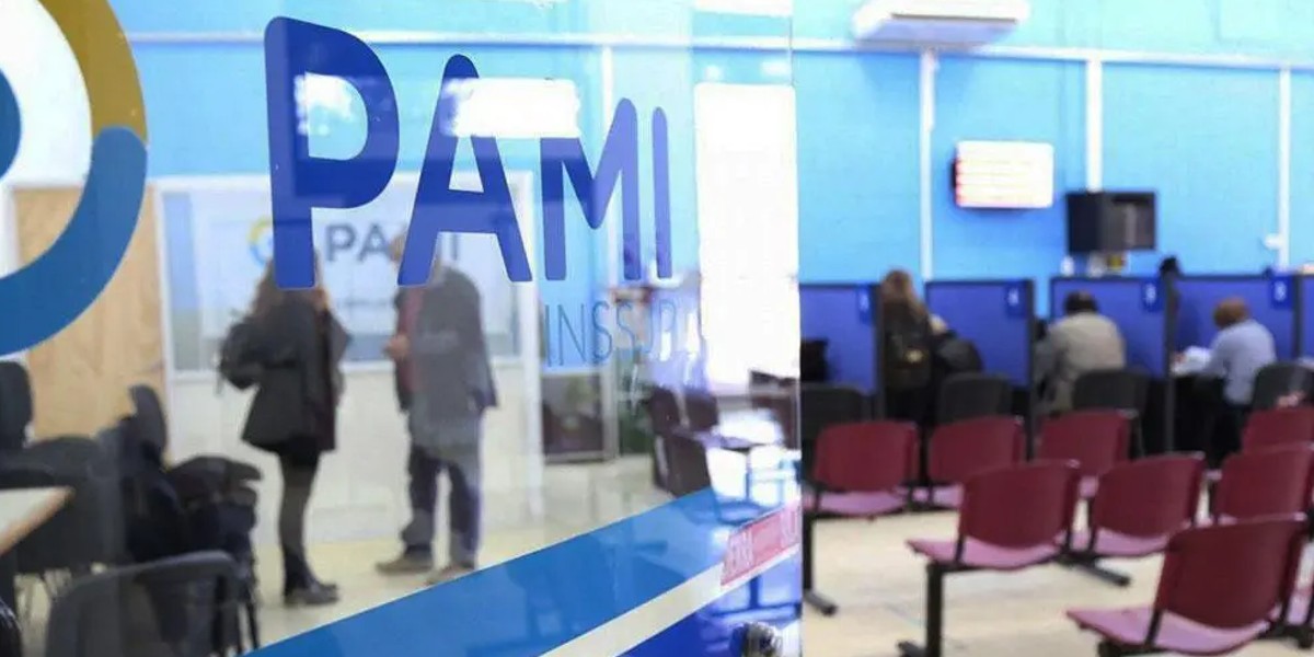 El PAMI no entrega pañales hace 20 días: “Hacen recorrer a los jubilados todas las farmacias como si tuvieran un chofer”