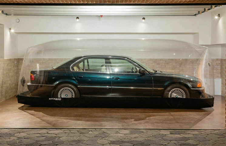 Subastan un lujoso BMW conservado en una 'cápsula de tiempo' hace dos décadas