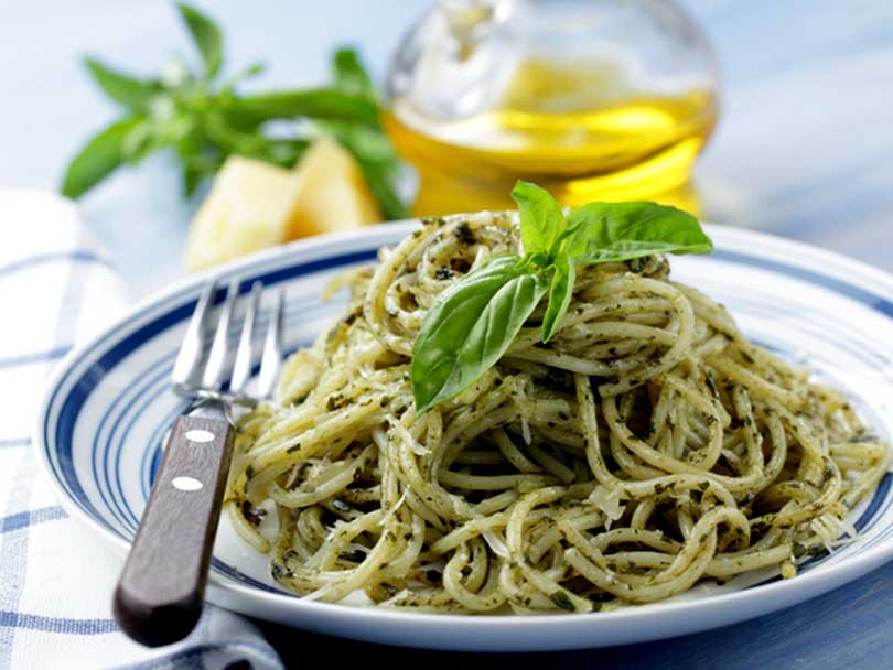 Fideos al pesto, una deliciosa forma de comer pasta | Radio Mitre