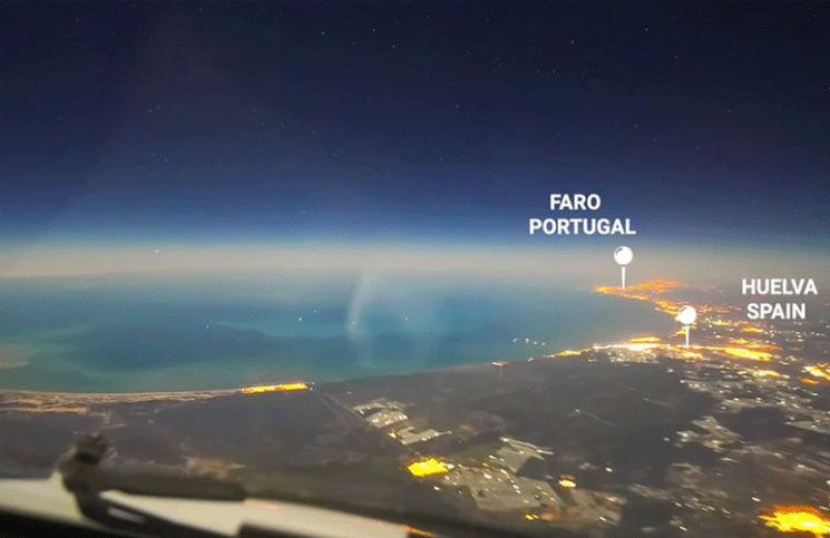 Viral la impactante (y creativa) filmación de un piloto que voló desde París a Buenos Aires