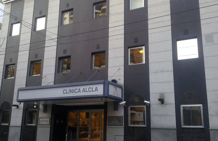 Sergio Denis continúa internado en la clínica ALCLA