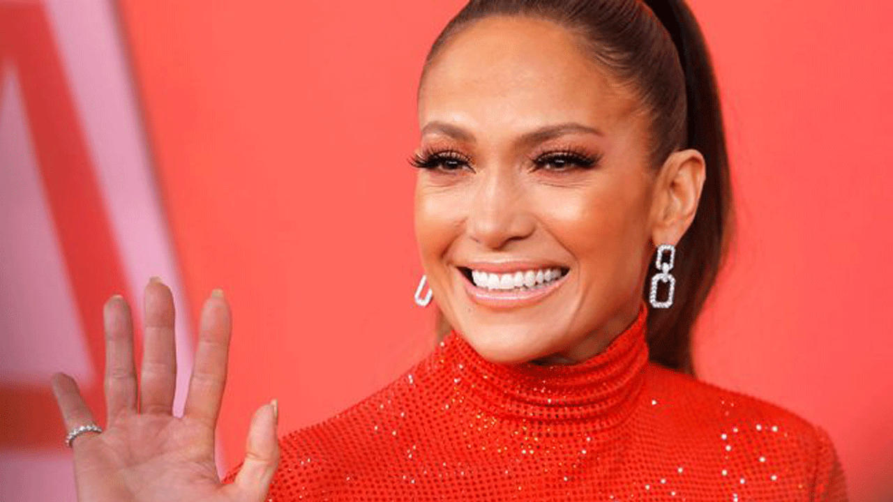 ¡Por fin! Premiaron a Jennifer Lopez por su estilo a la hora de elegir las prendas