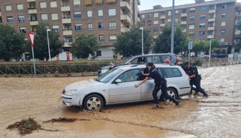 Qué es la DANA, el fenómeno que hunde la tierra y provoca devastadoras inundaciones en España