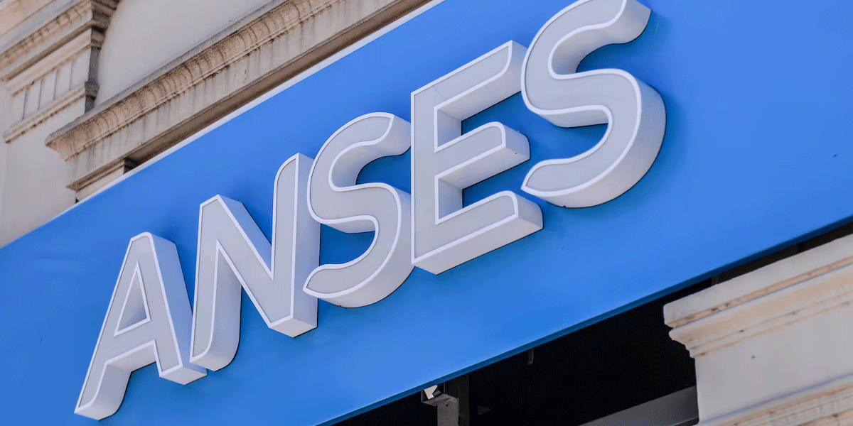 ANSES entrega un bono de $52.000 hasta agosto: quiénes pueden acceder