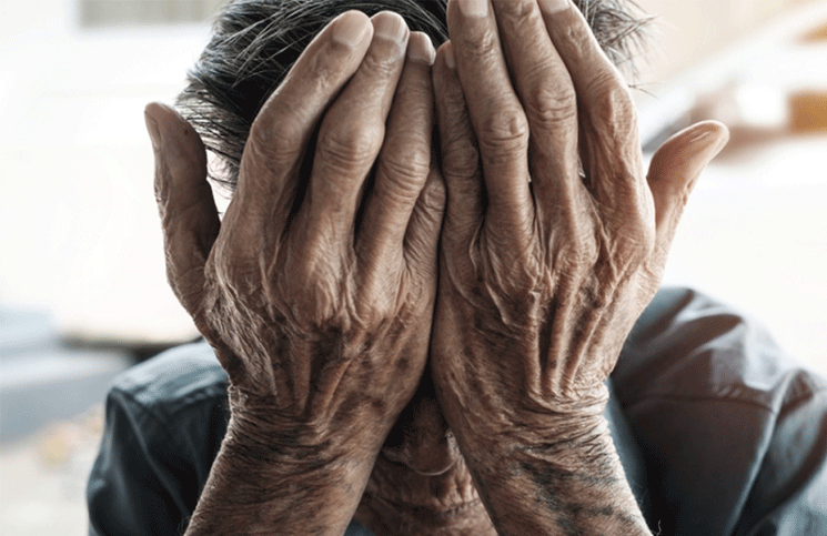 Cuarentena: durante la pandemia habrían crecido los casos de maltrato a ancianos