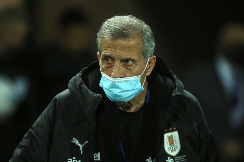 Tras 15 años como entrenador, Uruguay despide a Oscar Tabárez