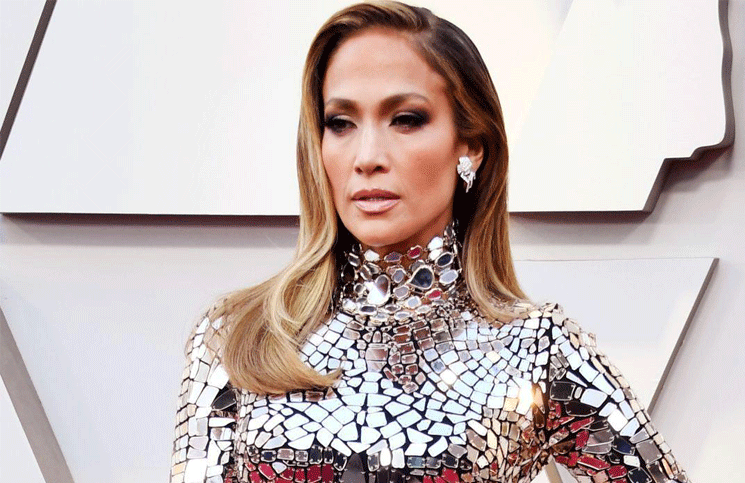Jennifer Lopez este año cumplió 50 años y lo está celebrando junto a sus fans en la gira mundial “It’s my party"