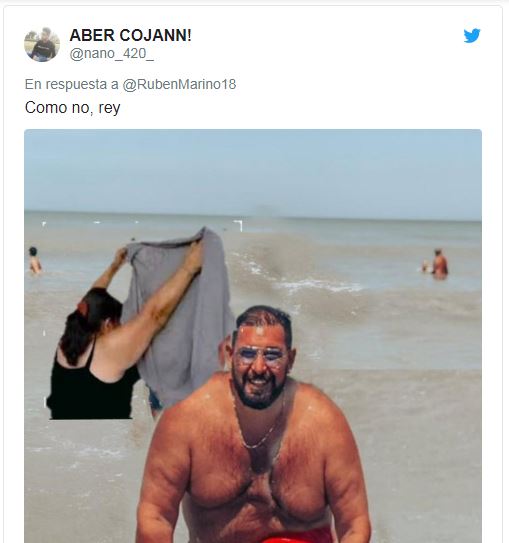 Le tomaron su mejor foto en la playa pero pidió que le borren al "tipo de atrás" y recibió una ola de memes