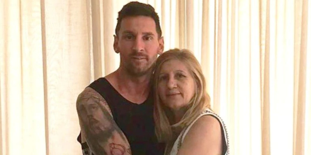 Messi le dedicó un mensaje a su mamá en el día de su cumpleaños: “Te amo”