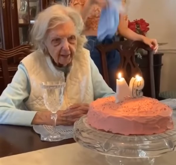  El macabro deseo de cumpleaños de una abuela que se viralizó