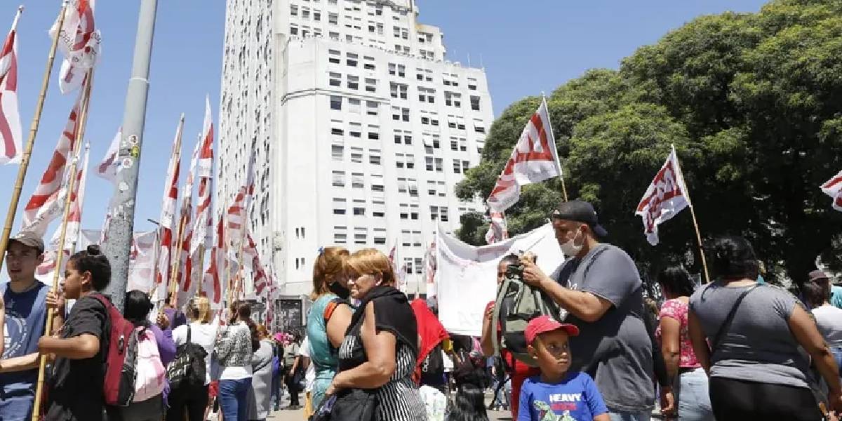 Cortes y marchas en la Ciudad hoy jueves : cuáles son las calles más afectadas