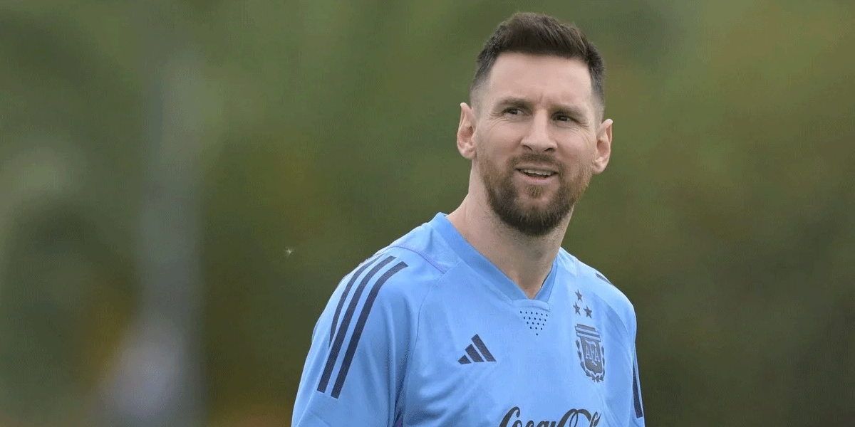 El curioso look de Lionel Messi en la fiesta de la Selección que se llevó todas las miradas: sin camisa ni traje