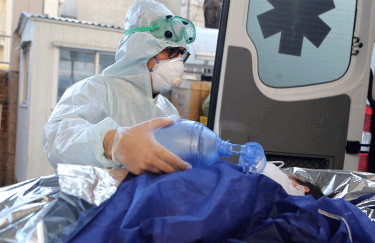 Coronavirus: atacaron a enfermeros para llevarse un paciente infectado