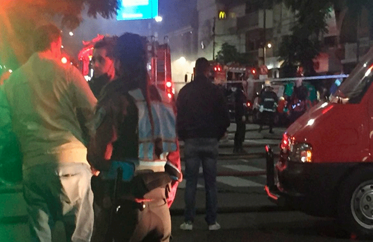 Dos bomberos fallecieron como consecuncia de la explosión