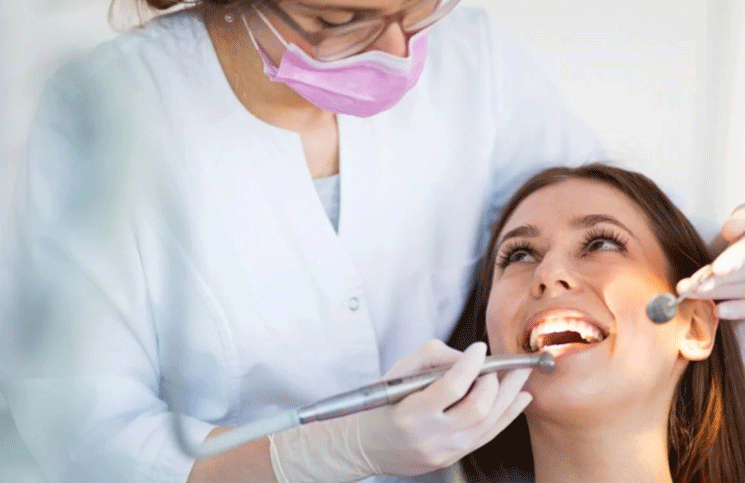 Un control seguido de la boca, el higiene y una buena alimentación pueden prevenir un cáncer bucal
