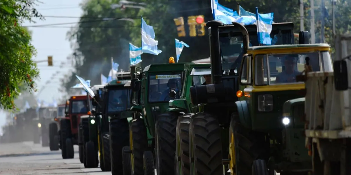 La oposición presentó una medida para garantizar el tractorazo del campo en Plaza de Mayo