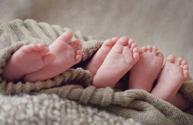 Inédito: nacieron trillizas gemelas, un caso que ocurre cada 200 millones de nacimientos
