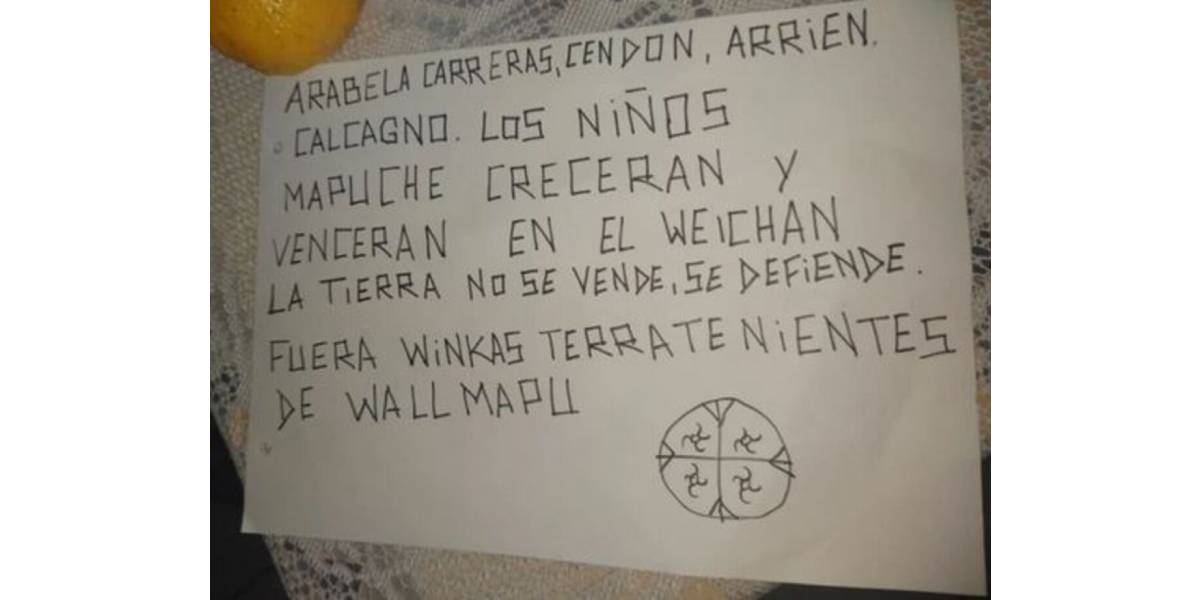 Mapuches incendiaron un campamento de Vialidad en Río Negro y la  gobernadora pidió apoyo del Gobierno nacional | Radio Mitre