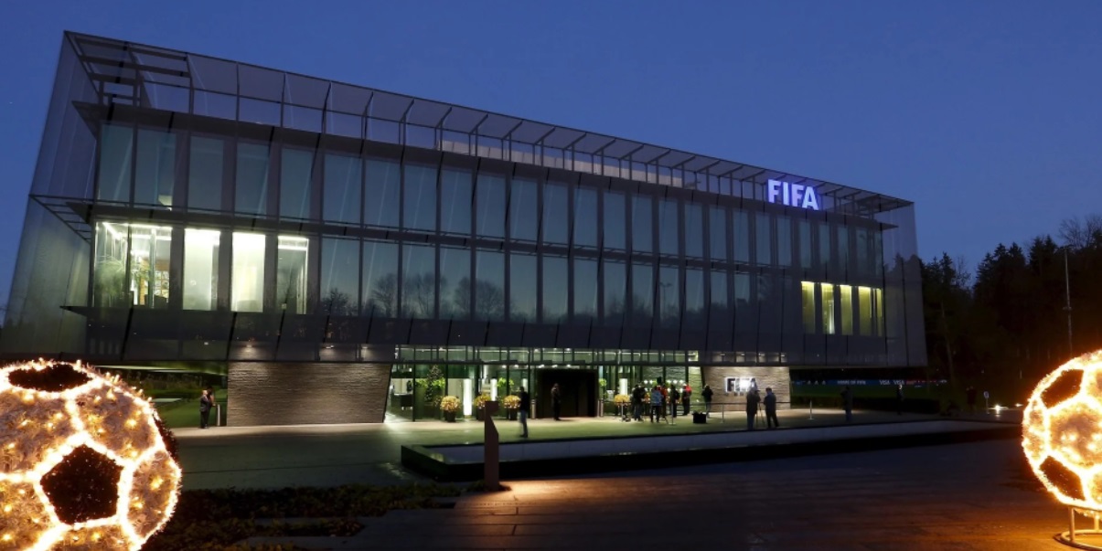FIFA desestimó la denuncia de acoso sexual de cinco jugadoras contra un técnico argentino: “No llevaba pantalones”