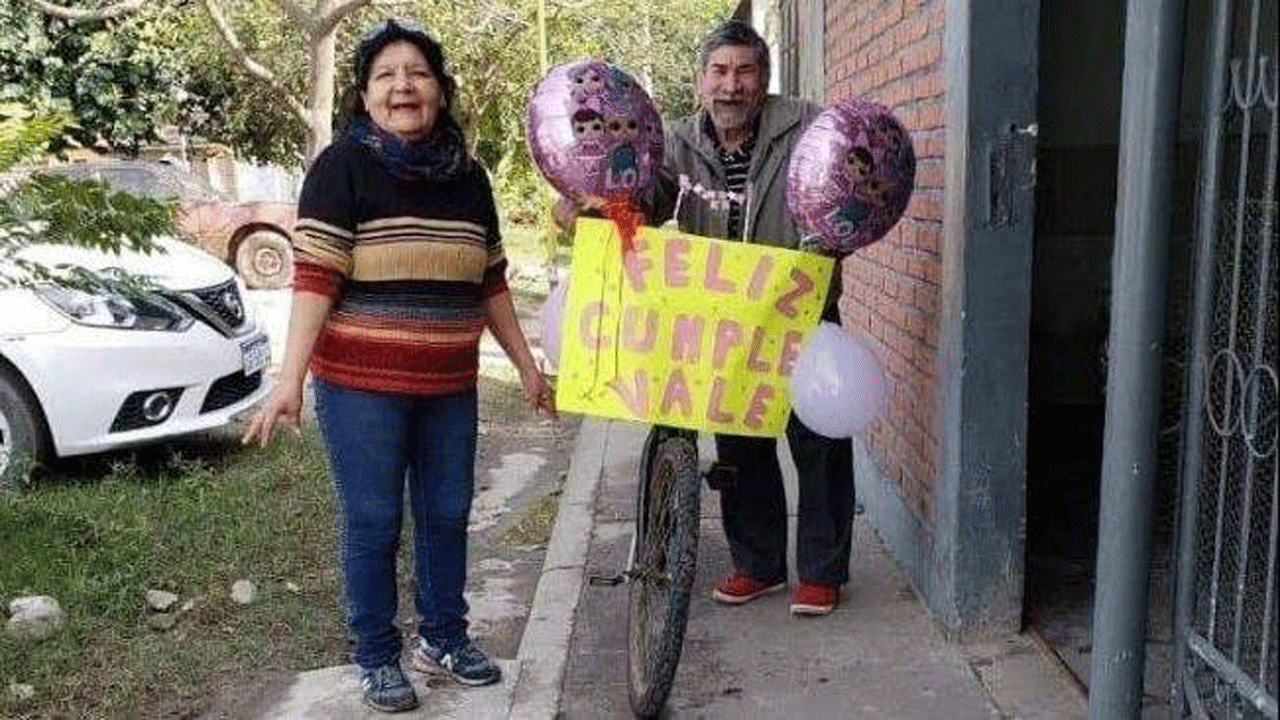 Un abuelo le dio una increíble sorpresa a su nieta en el día de su cumpleaños